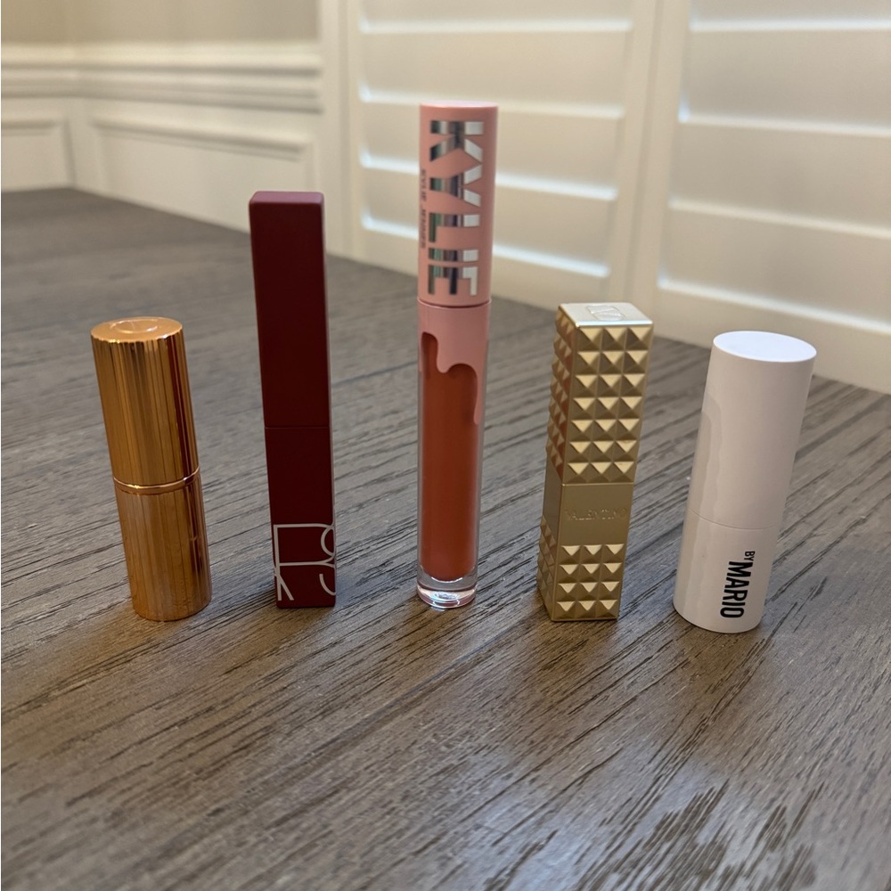 5 luxury lipsticks-bundle